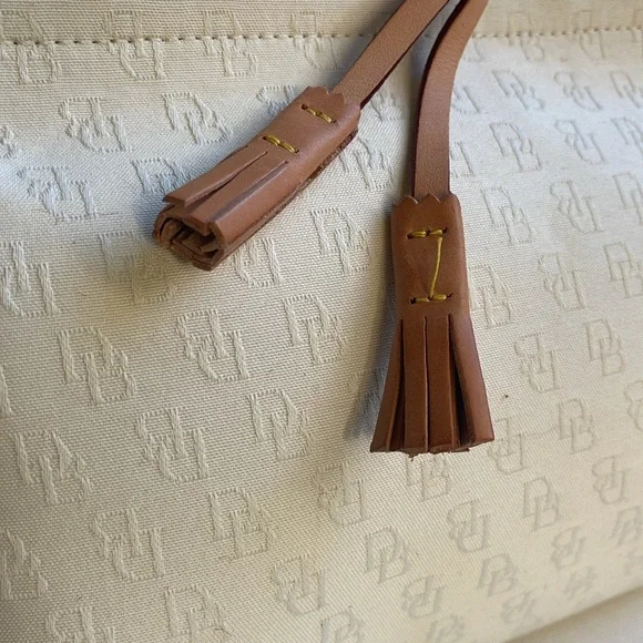 NWOT DOONEY & BOURKE VINTAGE SIGNATURE CANVAS LEATHER SHOULDER TOTE NEVER USED - Picture 6 of 17